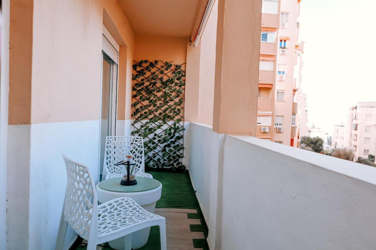 Mikasika - Duplex Apartment With Seasonal Swimming Pool & Walking Distance From The Beach La Cala Del Moral Bagian luar foto